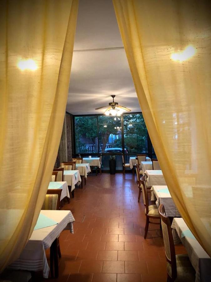 Hotel Villa Alexandra ベラーリア・イジェア・マリーナ エクステリア 写真