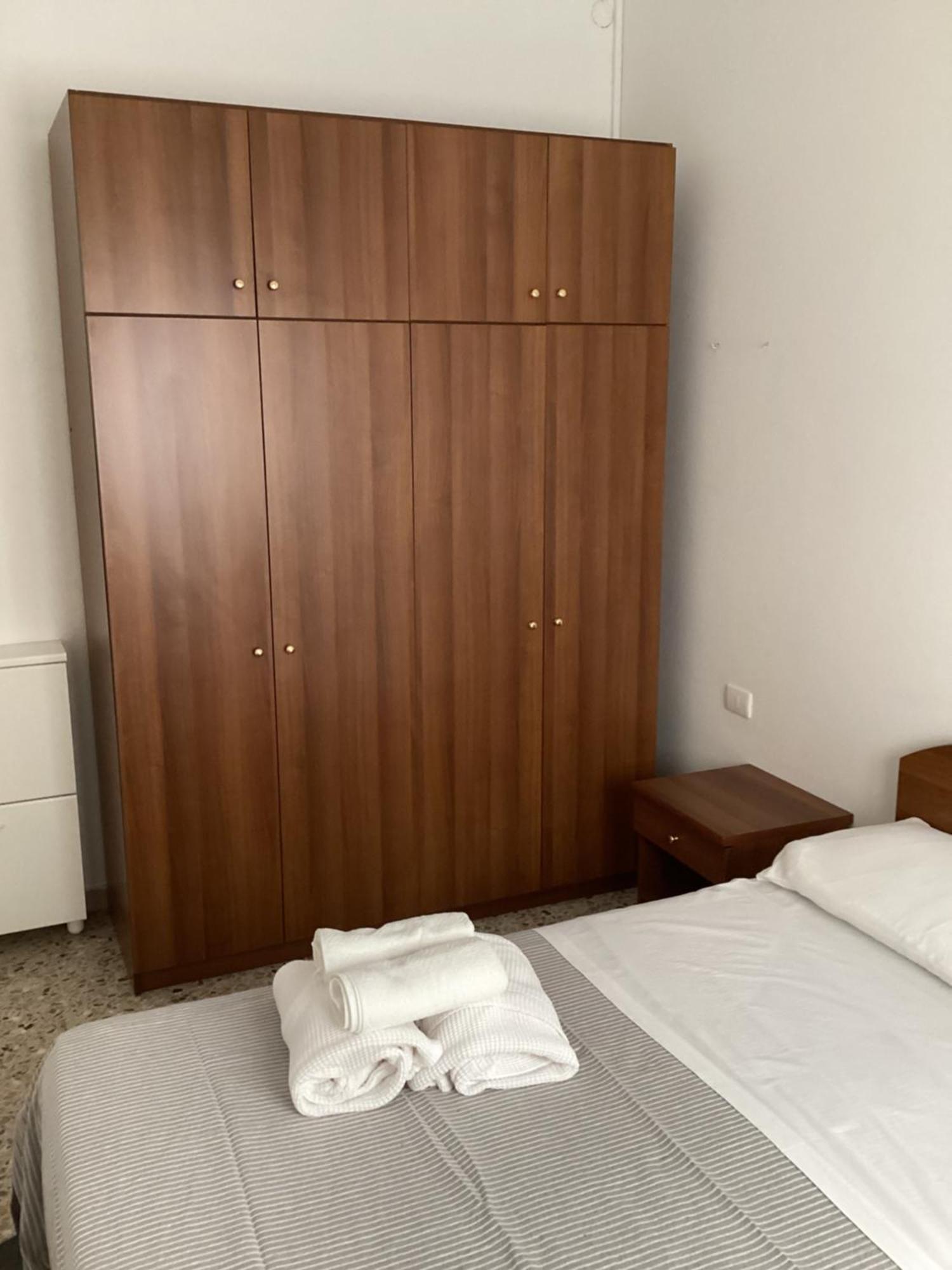 Hotel Villa Alexandra ベラーリア・イジェア・マリーナ エクステリア 写真